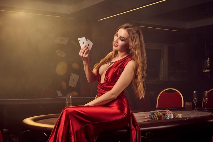 Tampilan layar Fa Cai Shen Deluxe dengan lima gulungan dan simbol-simbol keberuntungan di hoki78